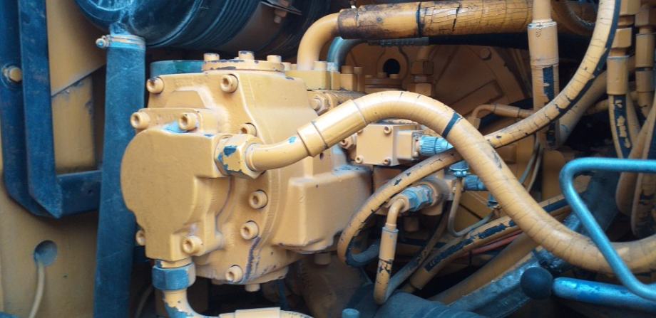 Генератор liebherr 6290070 Генератор liebherr 6290070