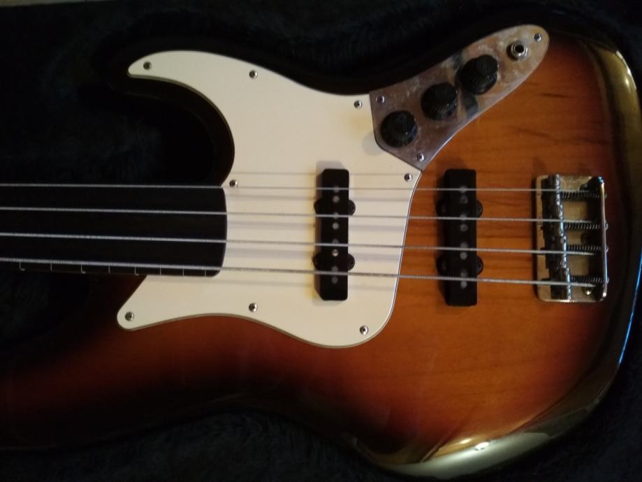 Fender jazz bass FRETLESS USA 1989 longhorn