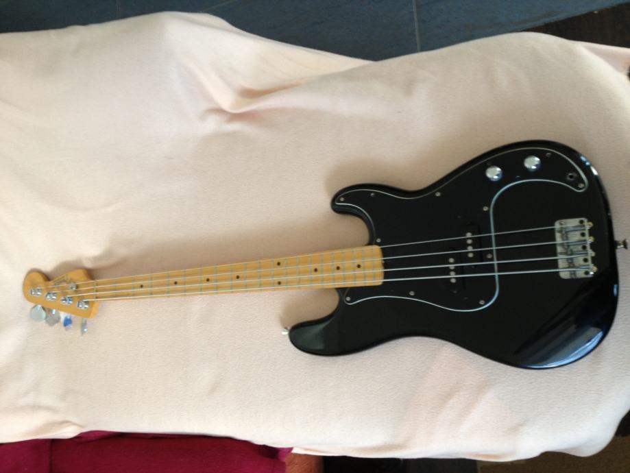 Fender Precision Bass (Roger Waters)