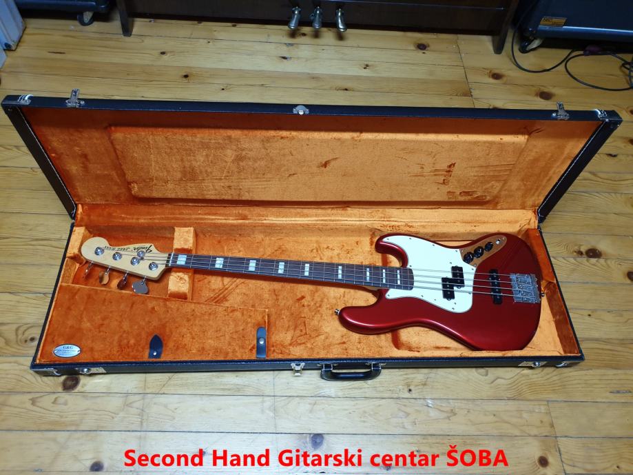 FENDER VINTAGE HOT ROD 70S JAZZ BASS CANDY APPLE RED ROSEWOOD