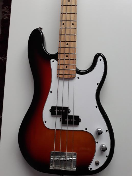 Rooster PBass Upgradet