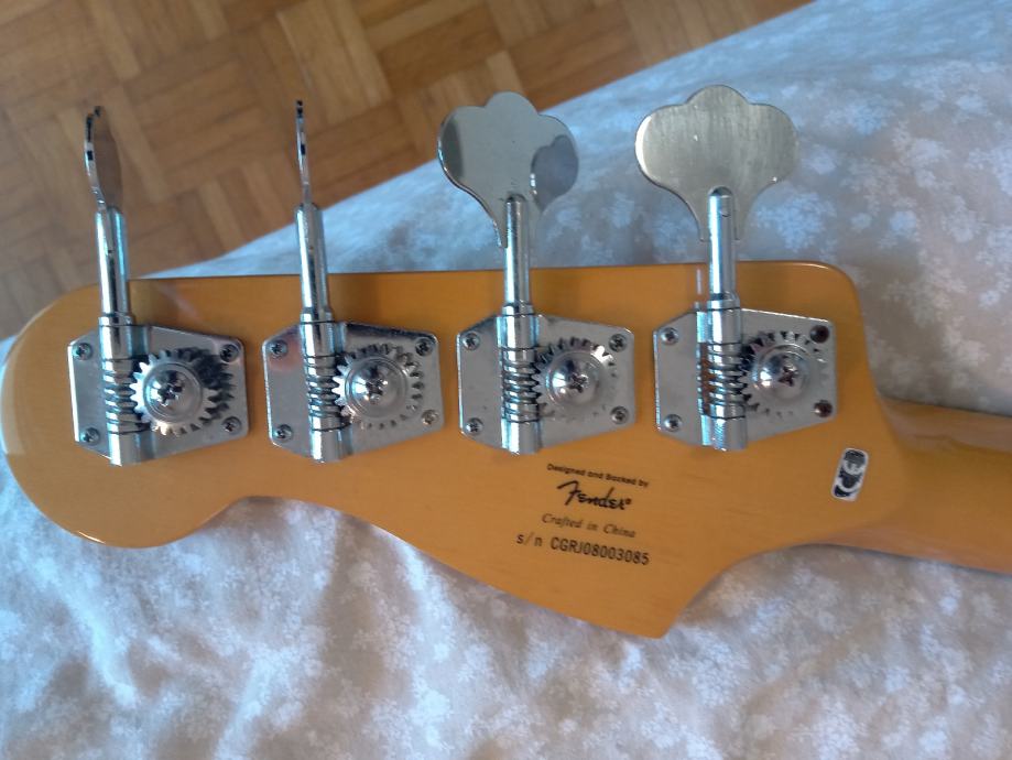 Squier CV precision bass