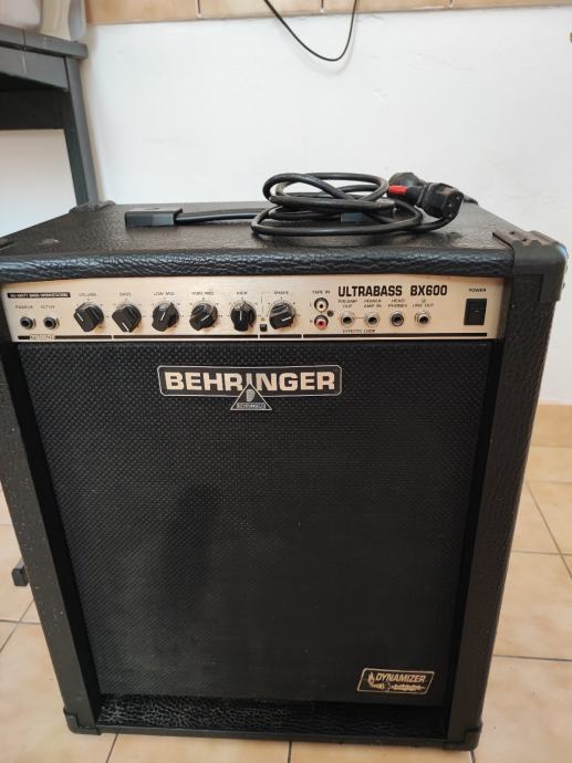Behringer ULTRABASS BX600