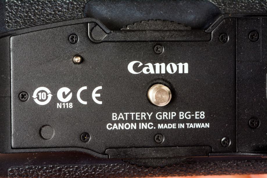 Canon BGE8 grip