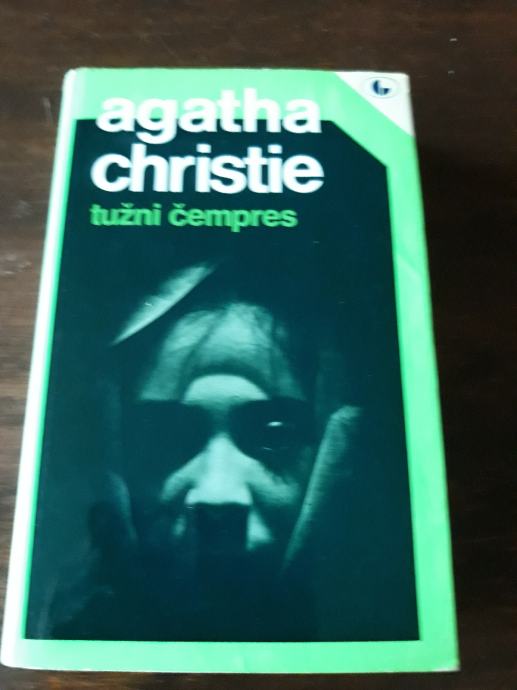 Agatha Christie- Tužni čempres