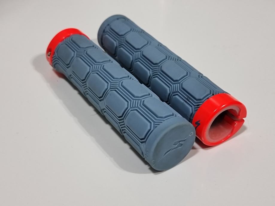 specialized enduro xl locking grips