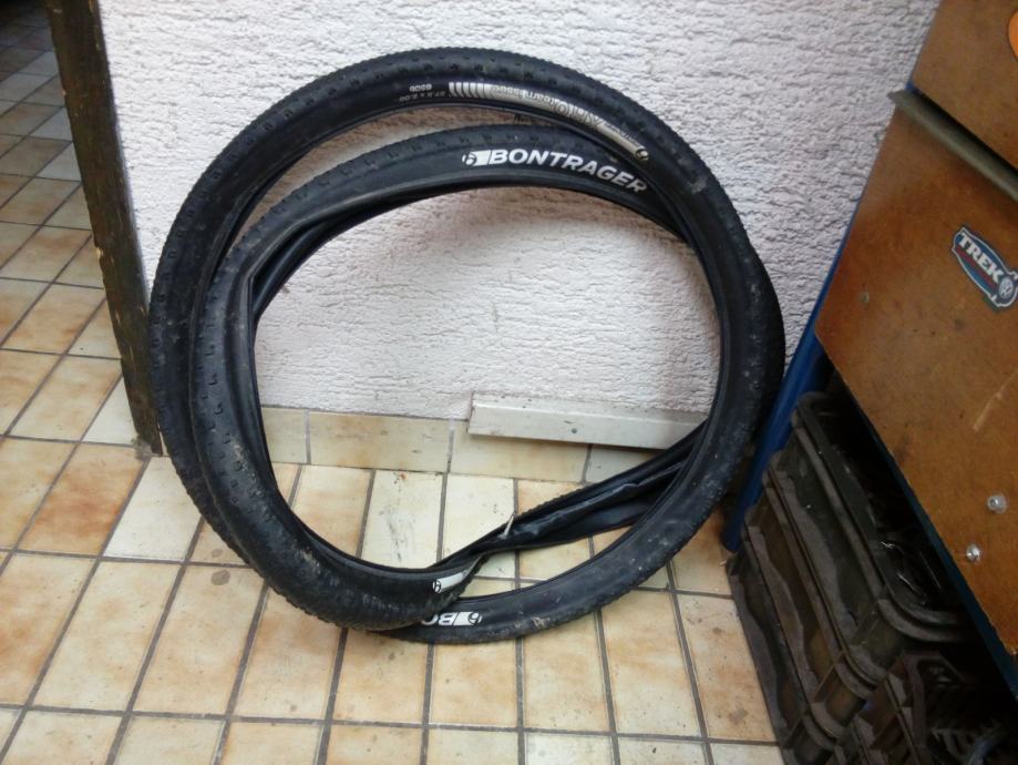 Paire De Pneus VTT Bontrager Team Issue XR0 – 26x2.1 – Neufs