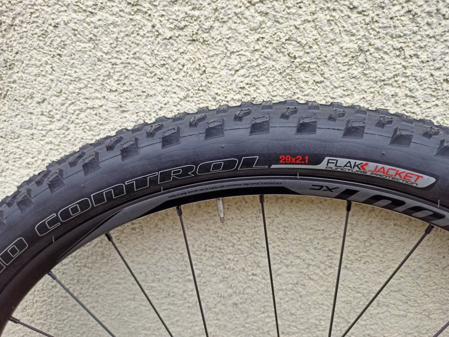 Ground Control flak jaket 29x2.1