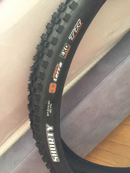 Maxxis 27.5x2.50 Shorty Tire – M331RU Model, 3C Exo TR, For Downhill & Freeride Mountain Biking - View #2