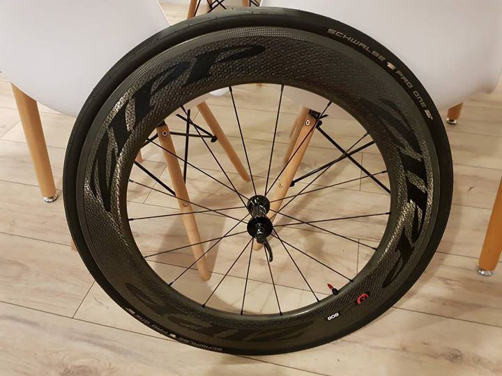 808 firecrest carbon clincher