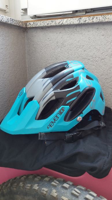 7iDP sevenidp kaciga mtb enduro bike helmet