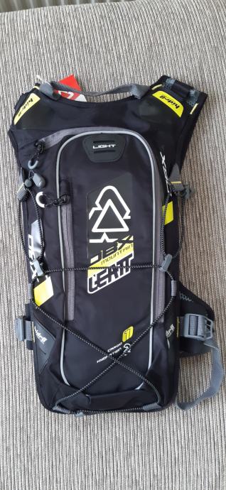 leatt hydration dbx mountain lite 2.0