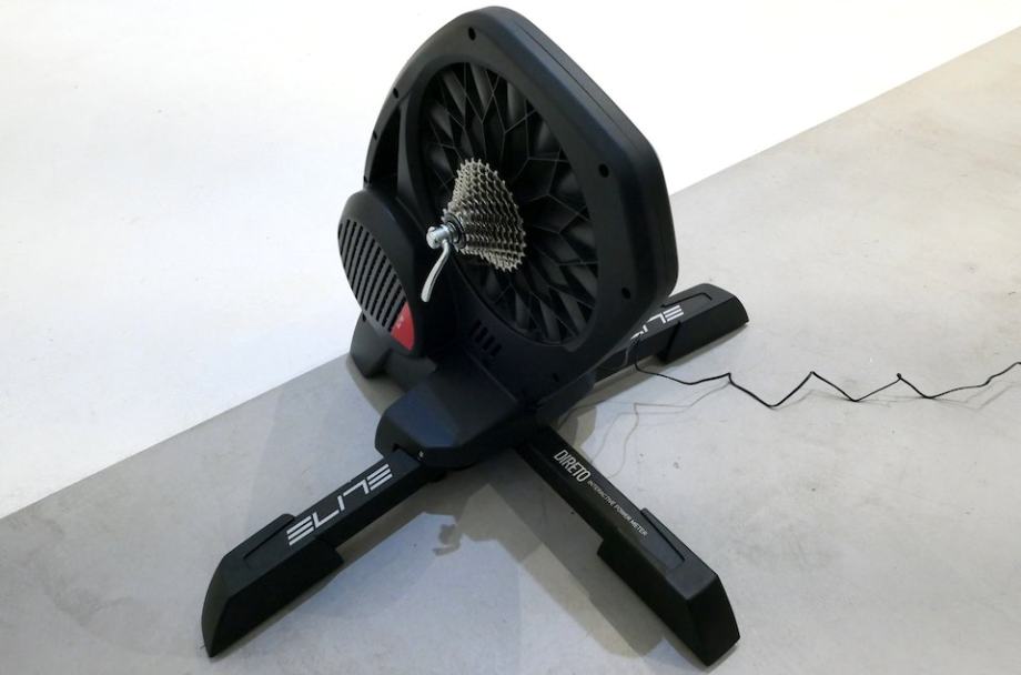 TRENAŽER Elite Direto X Smart Turbo Trainer