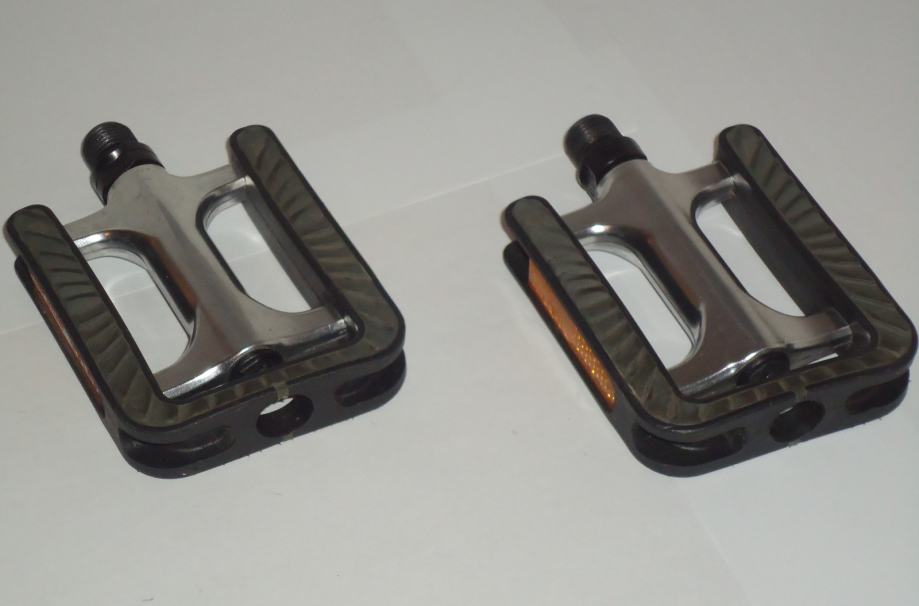 shredmaster pedal Test: Marshall Shredmaster, Distortion-Pedal Shimano Nexus 3 Mckenzie, Herrenfahrrad gebraucht kaufen Hand wired in the Size:53-19-145