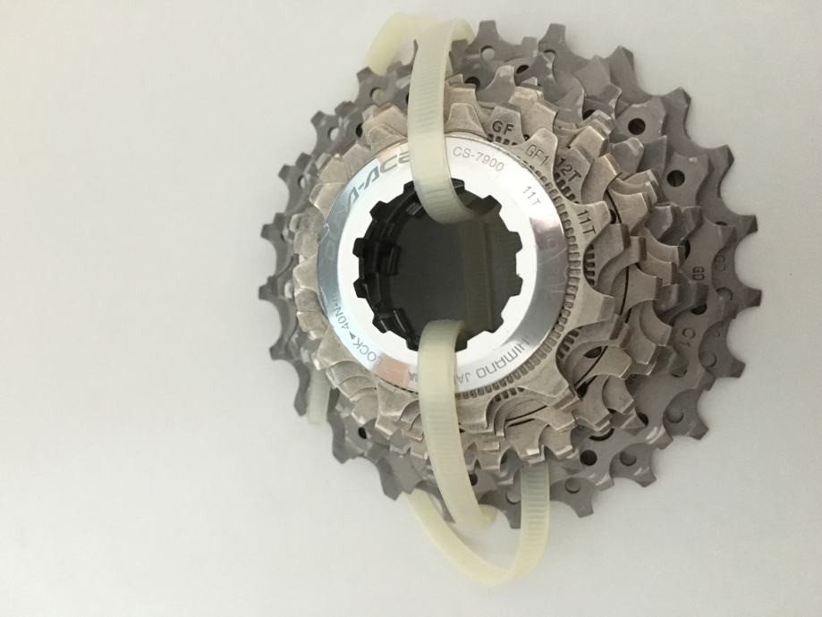 Cassette Shimano Dura Ace 7900 10v - 11-23 Dents - Titane/Alu - NEUVE (Japon)