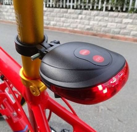 Stražnja led lampa / svjetlo  za bicikl