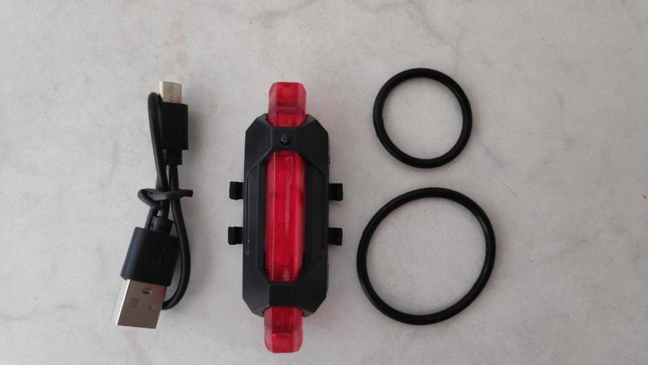 USB Punjivo svjetlo crvene i bijele boje (4 moda)