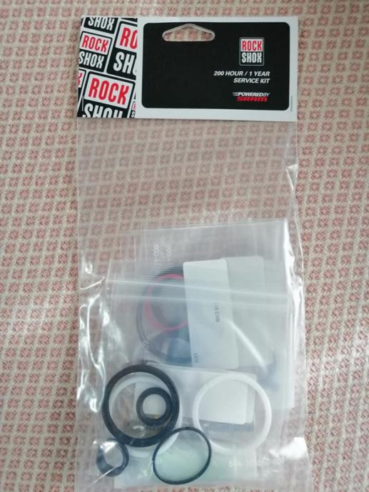 SERVISNI KIT ZA ROCK SHOX SUPERDELUXE 200 SATI/1 GODINA ZA