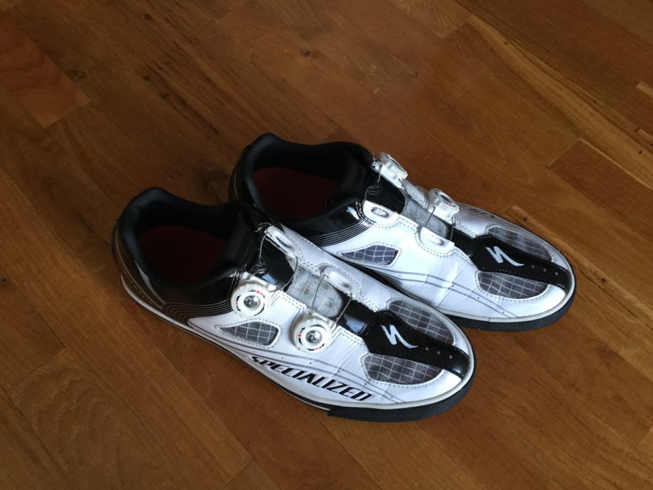 SPECIALIZED biciklisticke cipele tenisice vel. 42 (nisu spd)