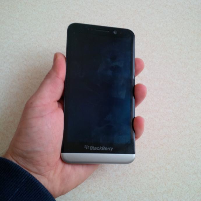 BlackBerry Z30 16gb CRNI
