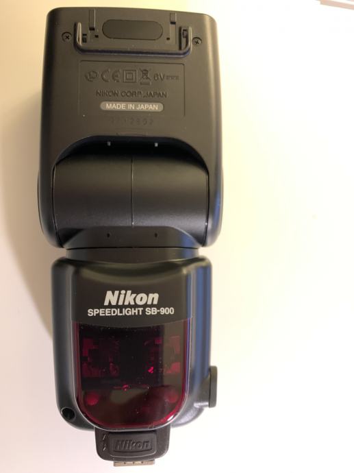 Bljeskalica Nikon Speedlight SB-900