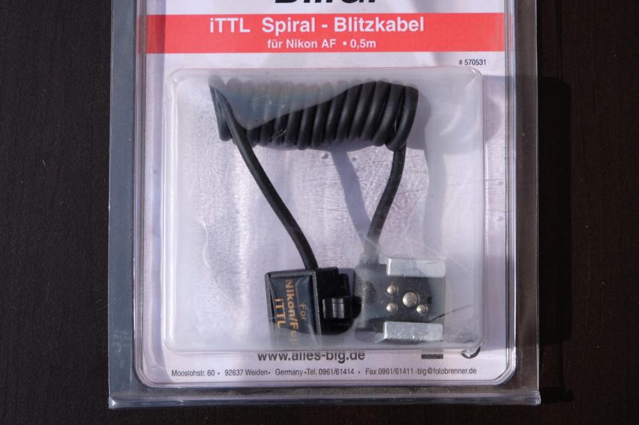 Prodajem iTTL spiralni kabel za Nikon bljeskalice