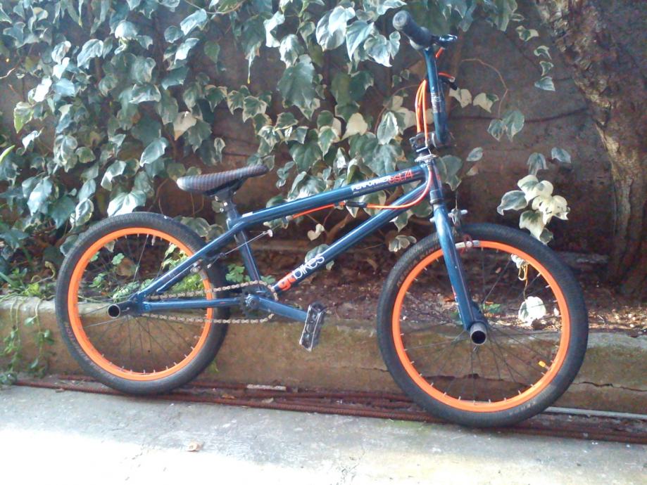 BMX GT Performer est.74 2010