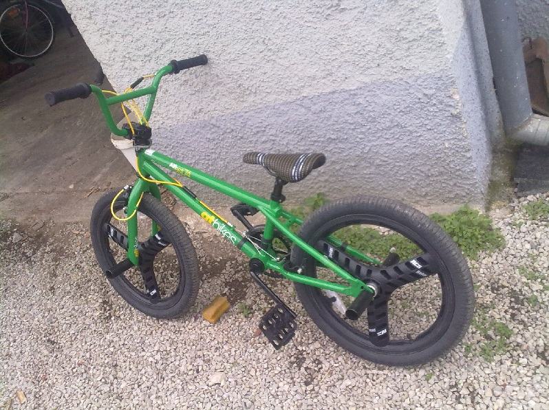 gt air est. 74 bmx