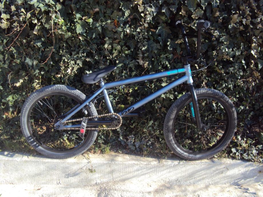premium solo bmx