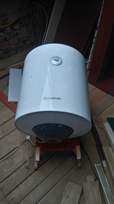 Bojler Ariston 50 l