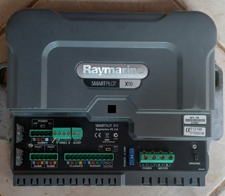 Raymarine Smartpilot X10 autopilot ta brod