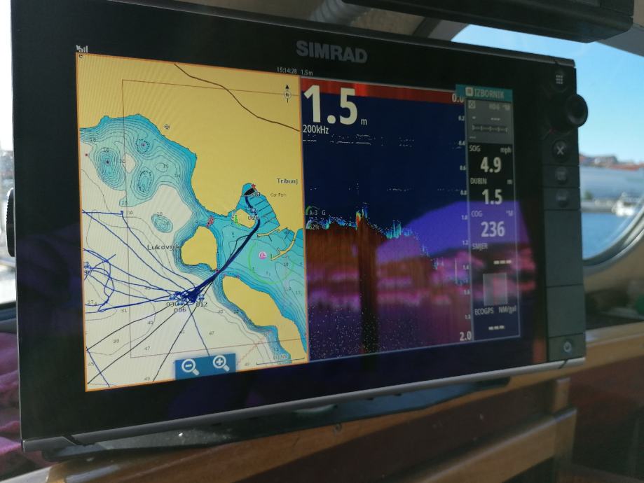 SIMRAD NSS12 EVO2