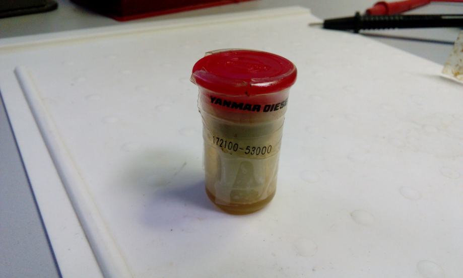 YANMAR ŠPRIC ( FUEL INJECTOR)