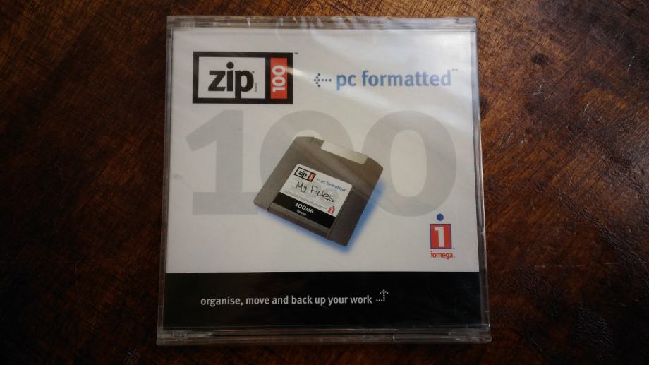 Iomega Zip-100 disketa, neotvorena