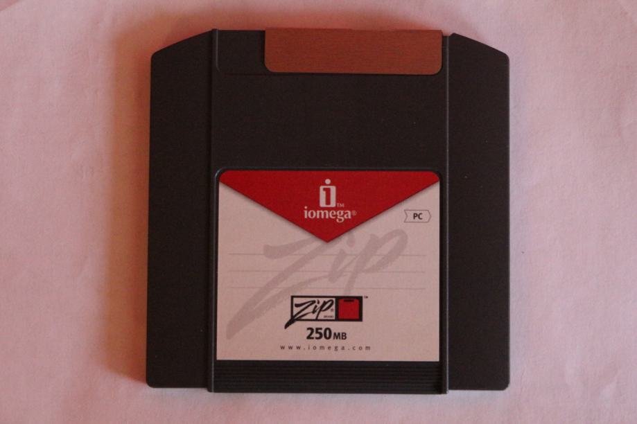 Iomega Zip 250 diskovi