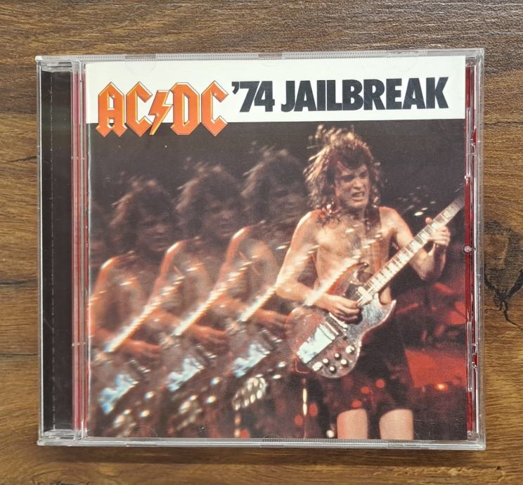 AC/DC - 74 Jailbreak