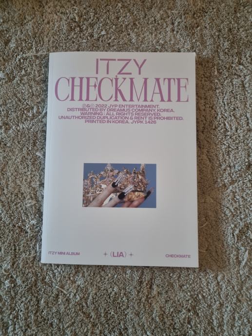 Kpop album Checkmate - ITZY