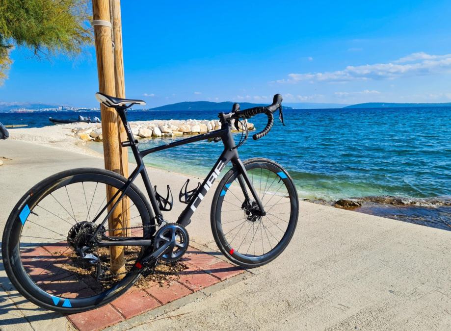 cube attain ultegra 2018