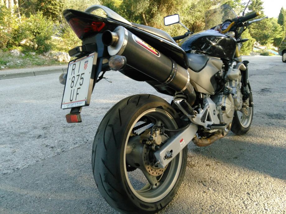 Honda 600 cm3 (može skuter pod račun), 2006 god.
