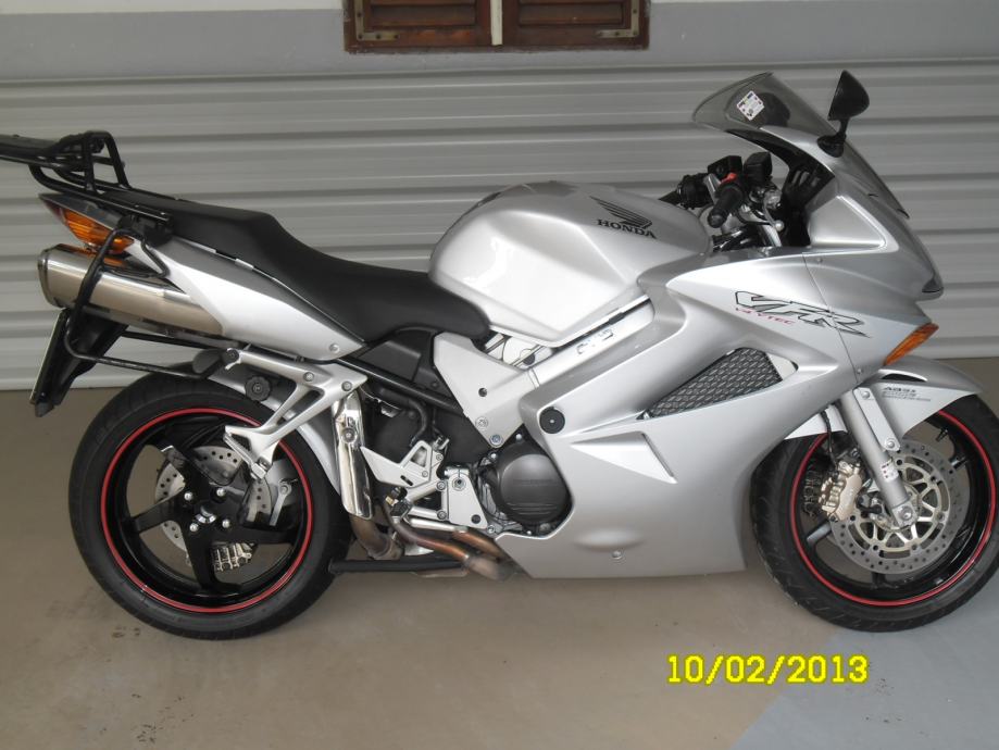 Honda vfr800 2002