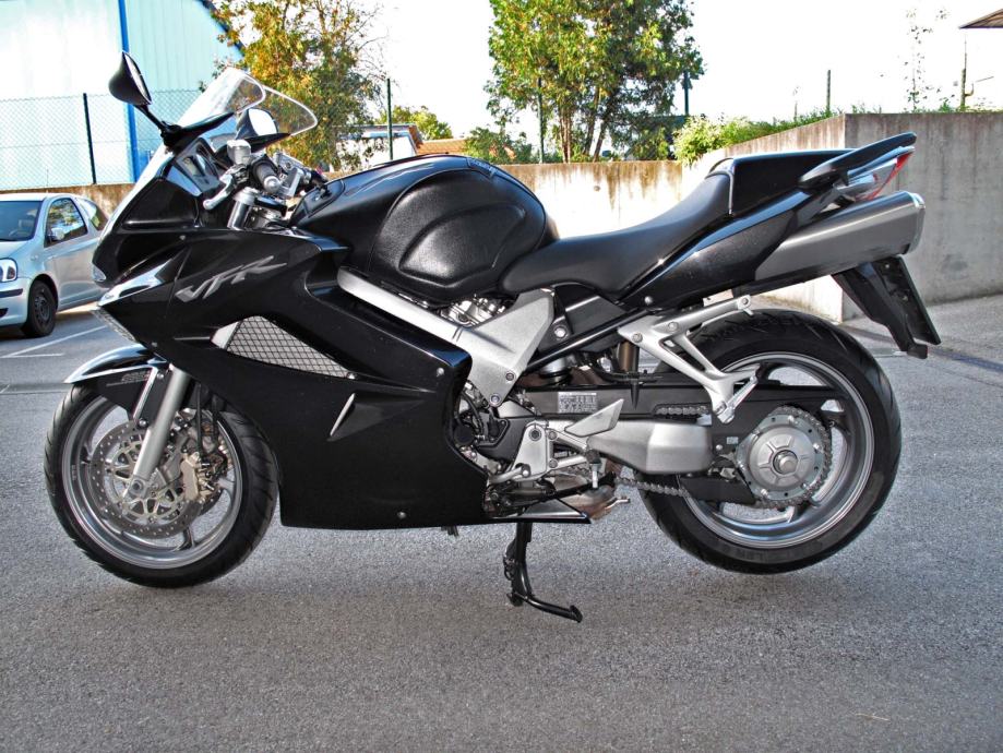 Honda vfr 800 abs
