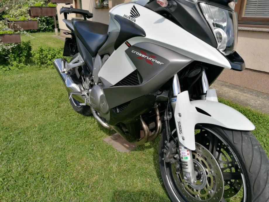 Honda vfr crossrunner