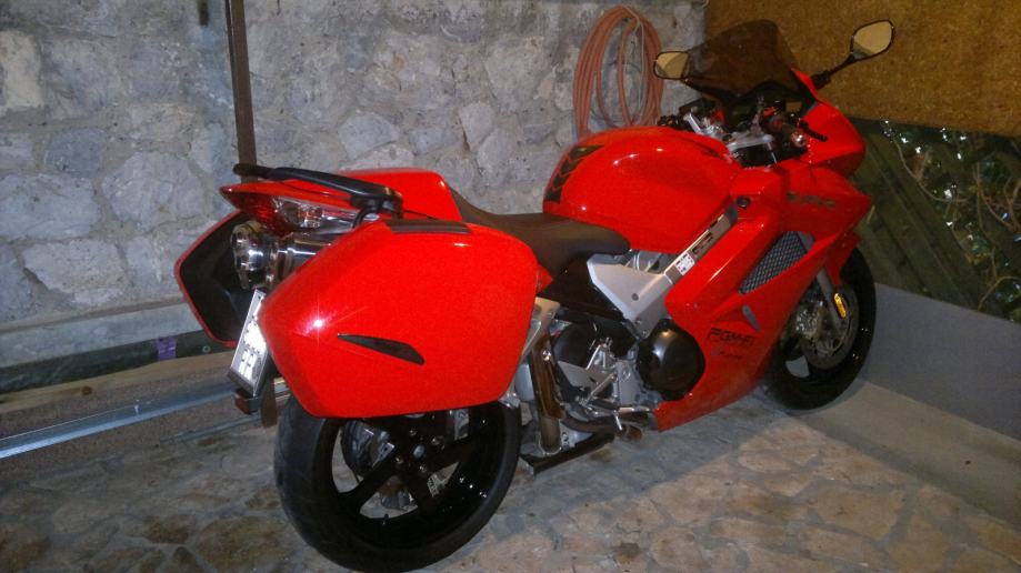 Honda vfr800 abs