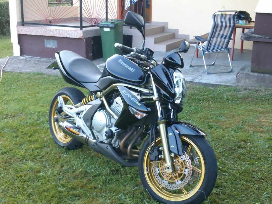 650 R6n Kawasaki ER6N 650 cm3 A2, 2006 god.