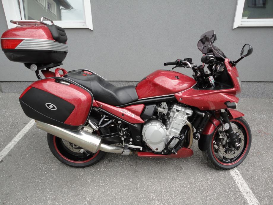 Suzuki - GSF 1250 Bandit - Bj. 07 - 11 - GIVI Deutschland