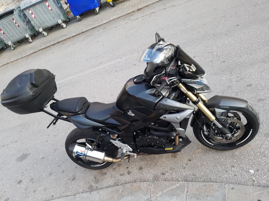Suzuki gsr750 2016
