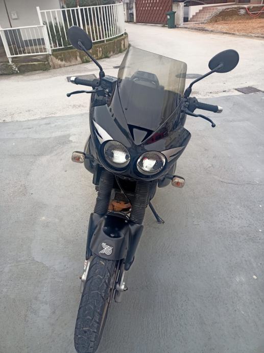 triumph tiger 955i exhaust