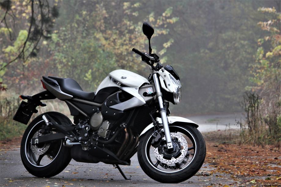 Yamaha XJ6 600 Naked 2010 - Fiche moto - MOTOPLANETE