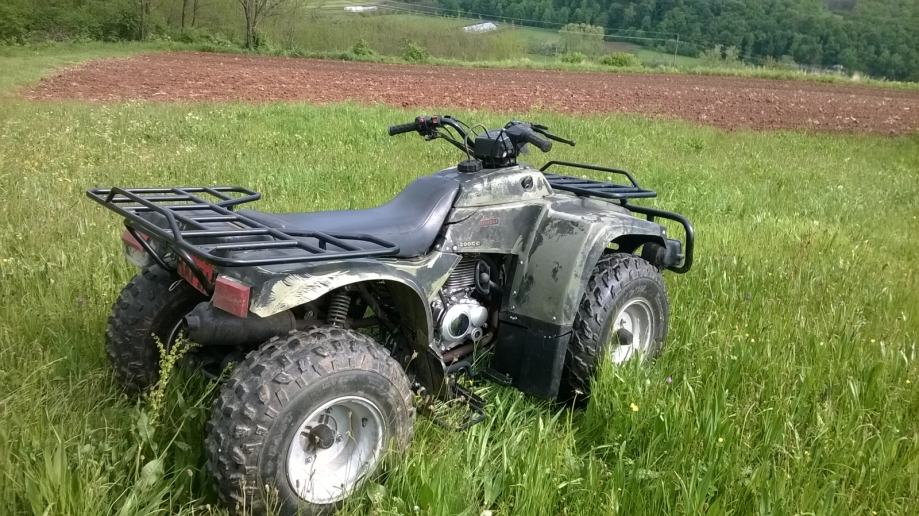 Loncin quad 250 cm3, 2010 god.