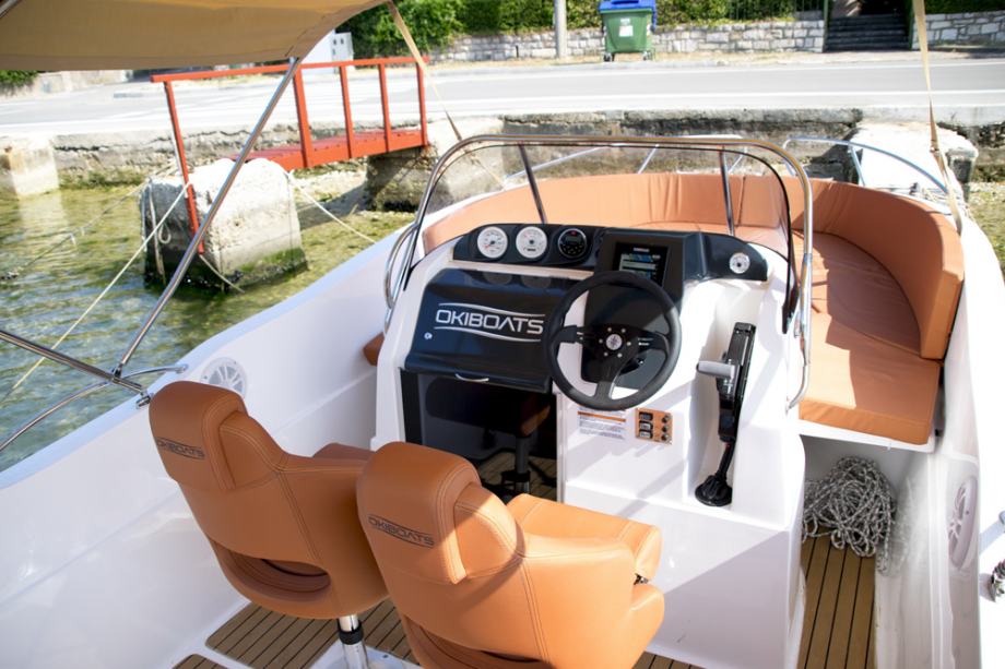 RENTABOAT Barracuda 545